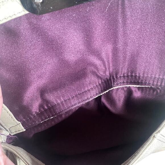 B. Makowsky Cream Leather Satchel Zipper Top Bag Women - Picture 14 of 16